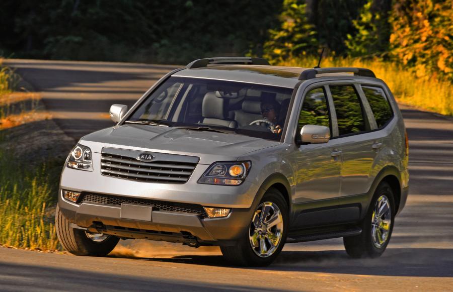  Kia Borrego 2009 года  (фото 230 из 345)